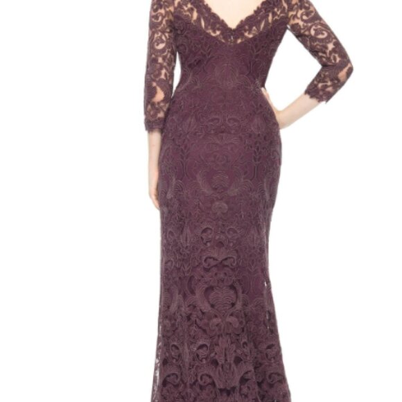 NWT Corded Embroidery on Tulle ¾ Sleeve Gown - Picture 14 of 15